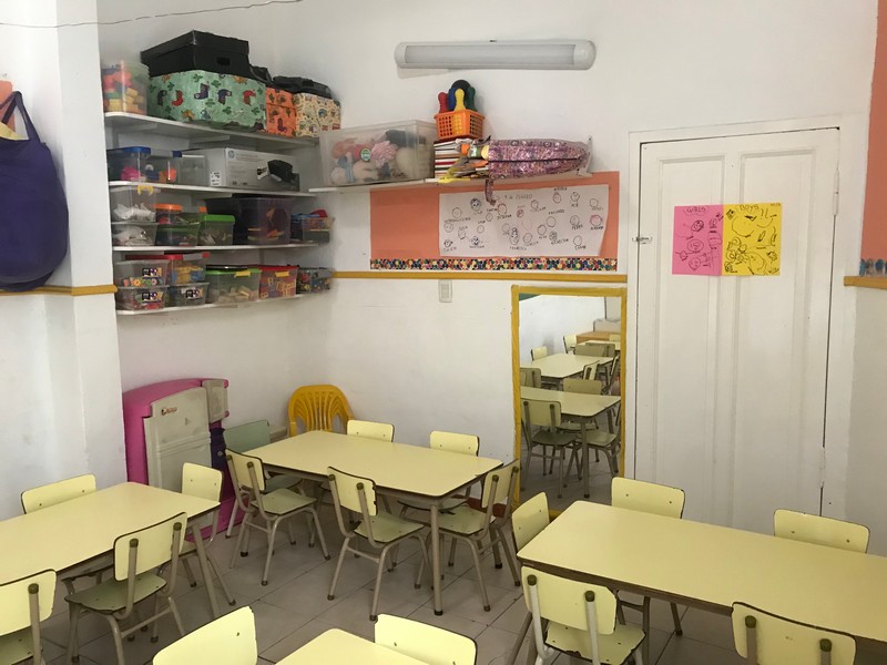 sala amarilla , 4 años
